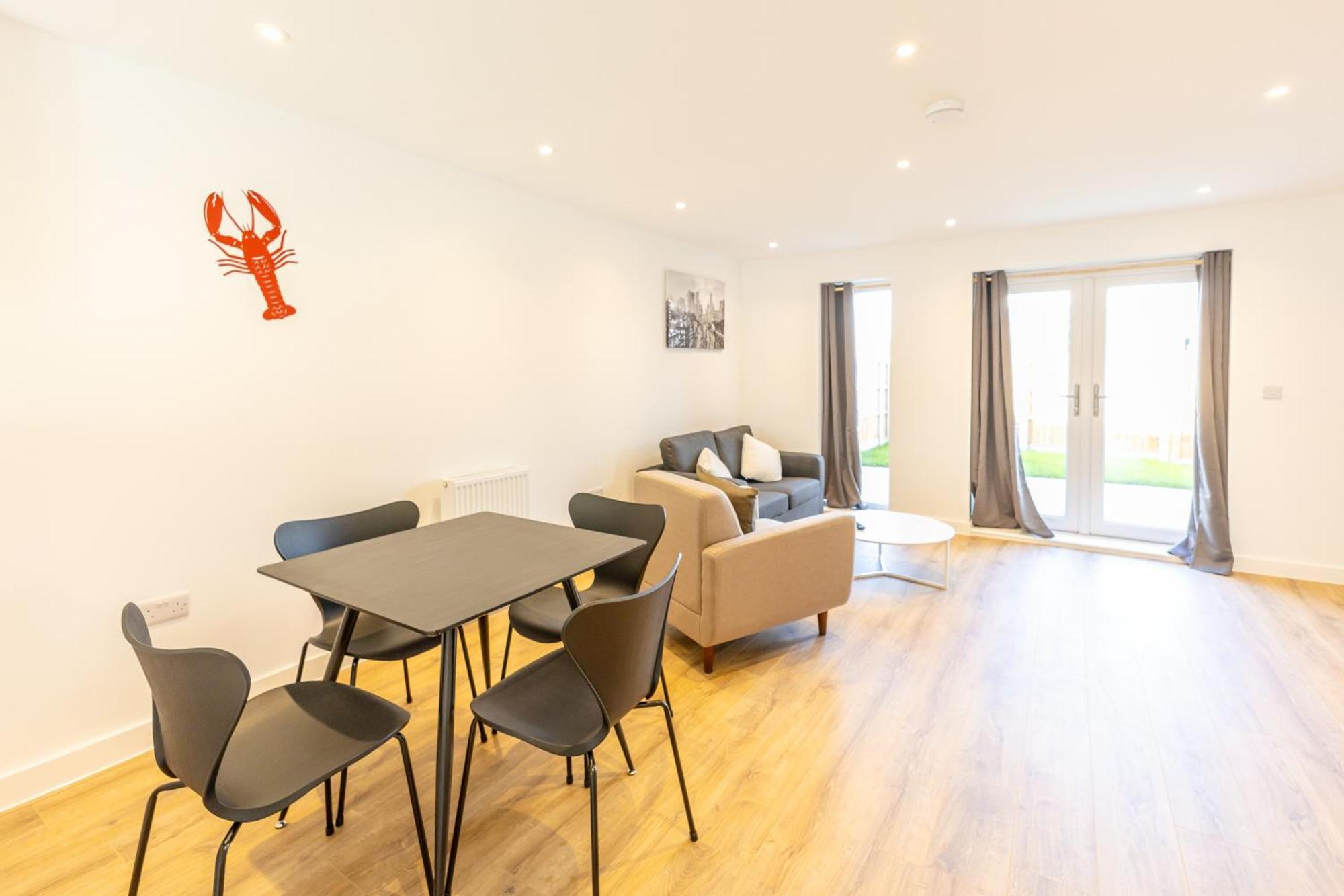 Stunning Modern 3 Bedroom Townhouse - Perfect Getaway Mánchester Exterior foto