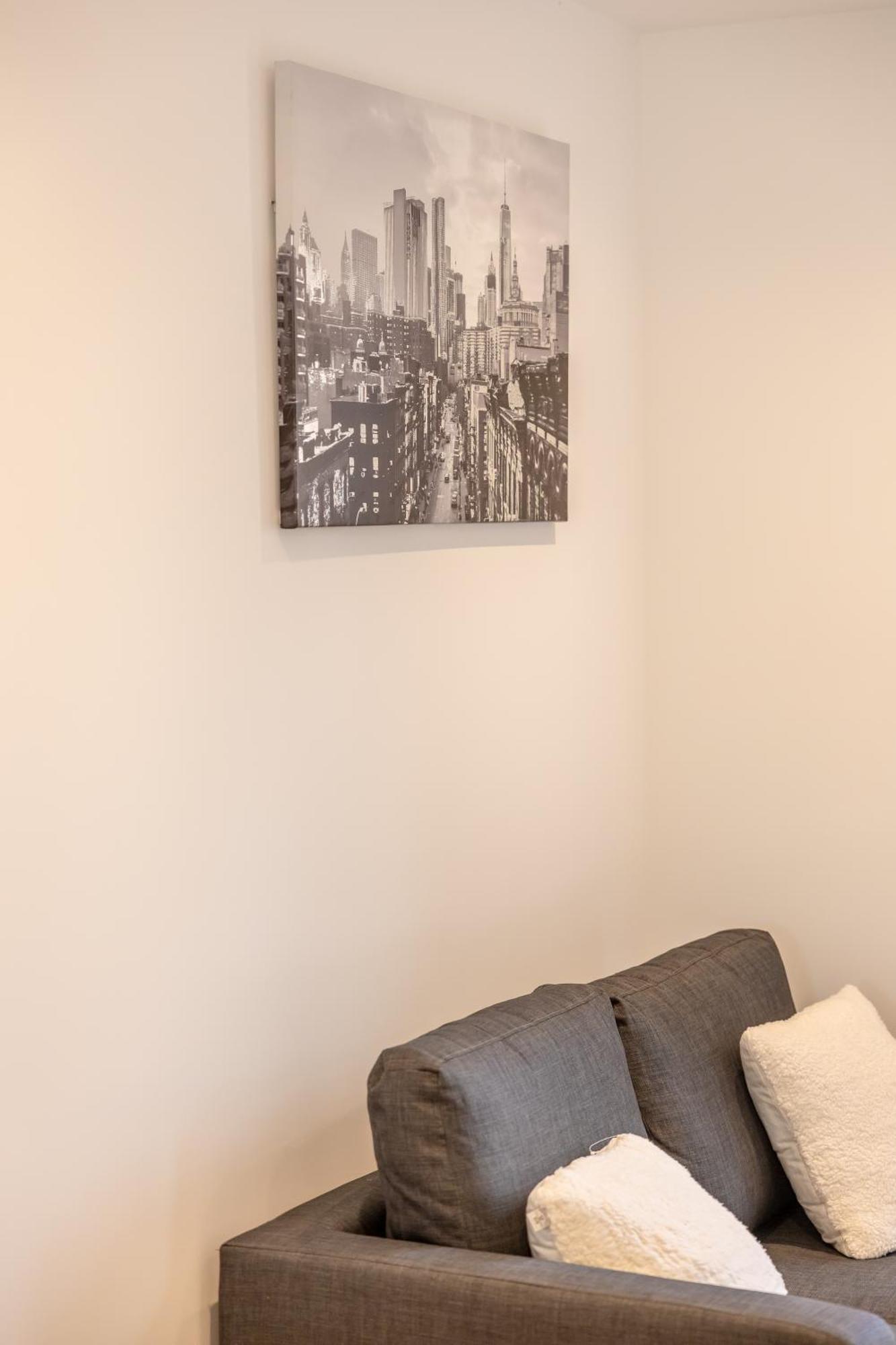 Stunning Modern 3 Bedroom Townhouse - Perfect Getaway Mánchester Exterior foto